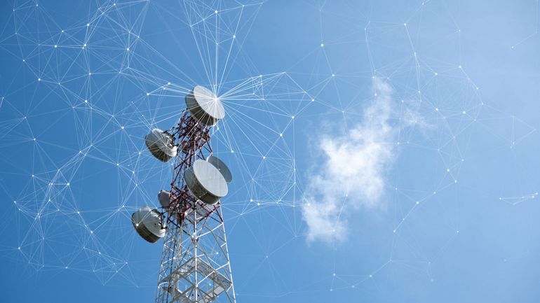 La Défense s'associe au Royaume-Uni en matière de guerre électromagnétique